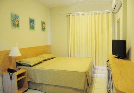 Golden Dolphin Com Cafe Da Manha! Piscinas 24h Aparthotel *