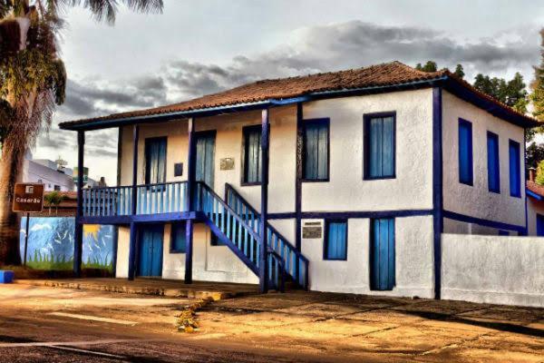 Golden Dolphin Com Cafe Da Manha! Piscinas 24h Aparthotel Caldas Novas
