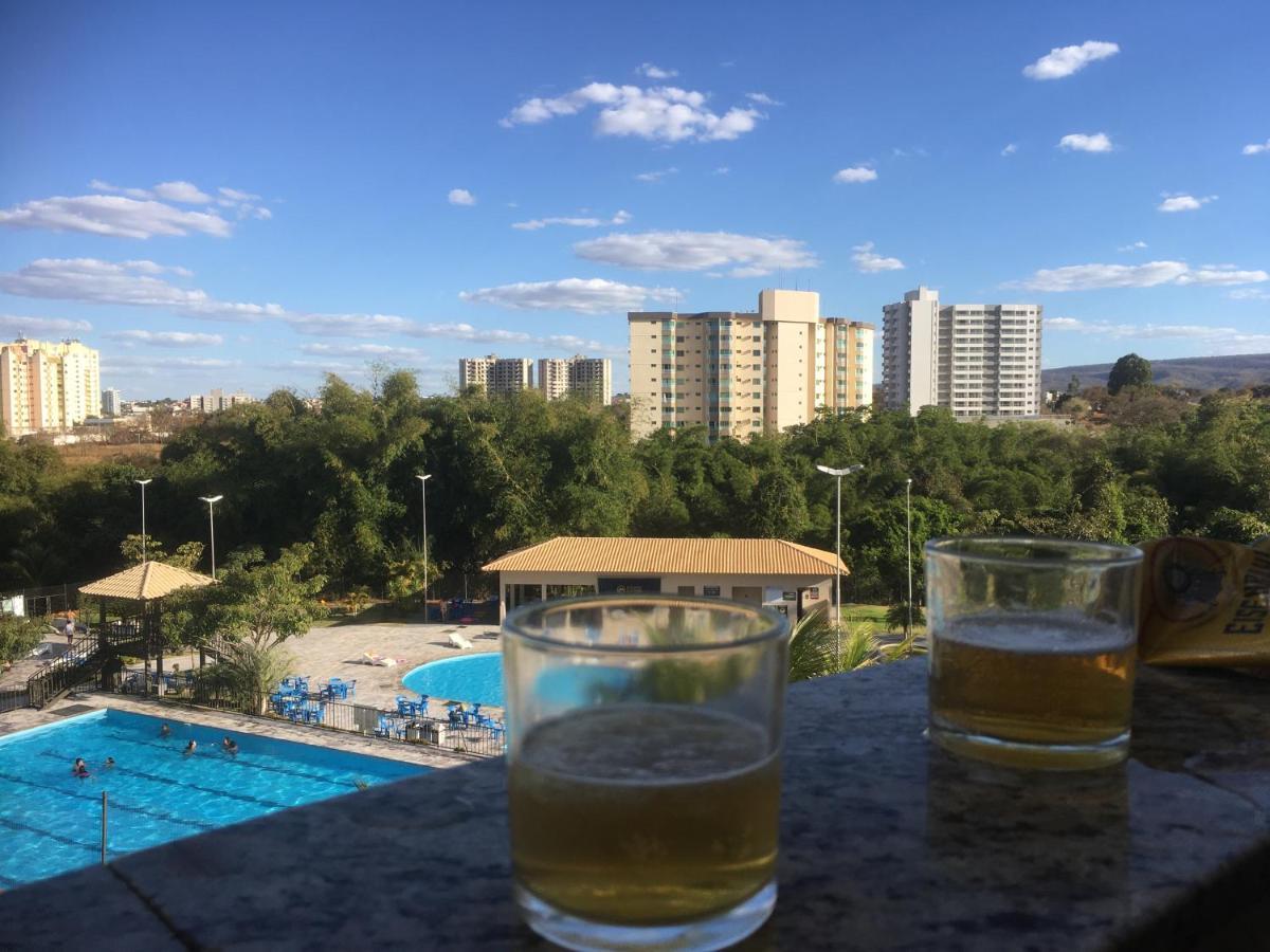 Golden Dolphin Com Cafe Da Manha! Piscinas 24h Aparthotel